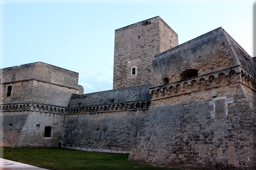 foto Castello Normanno Svevo